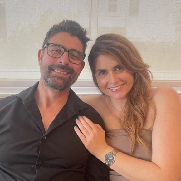 Meet your Posher, Gabrielle - Picture 1 of 2